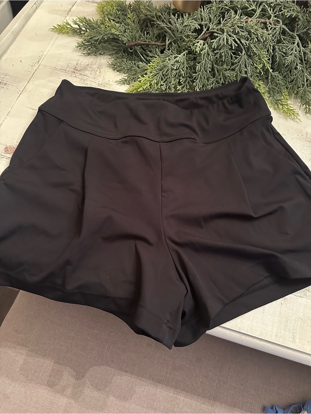 Women’s Halara Large Trouser Black 
Shorts - Comfortable High-Waist.